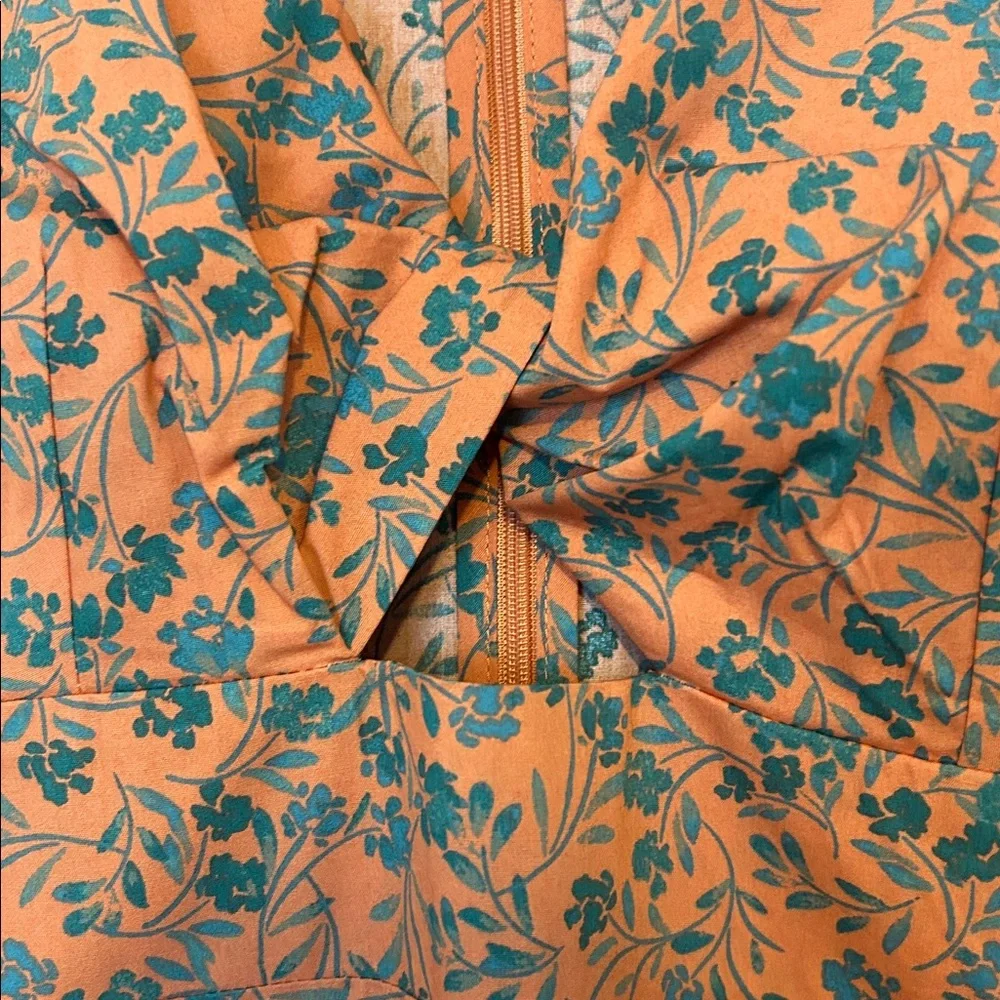 Madewell Floral Twist Front Poplin Midi Dress, Size 6 - Picture 7 of 14